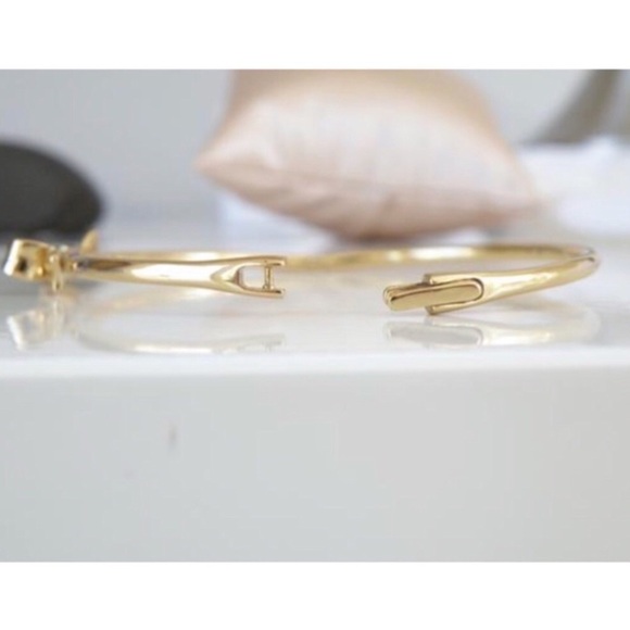Kate Spade • Love Notes Bangle Bracelet • Gold - Picture 2 of 5